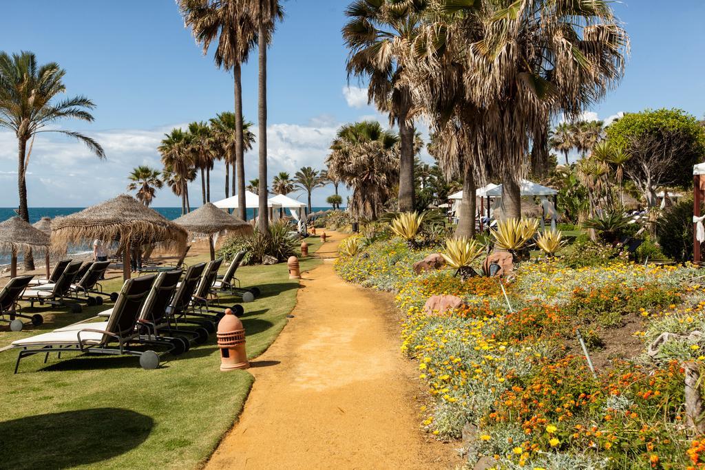 Bahia Beach Apartments 에스테포나 외부 사진