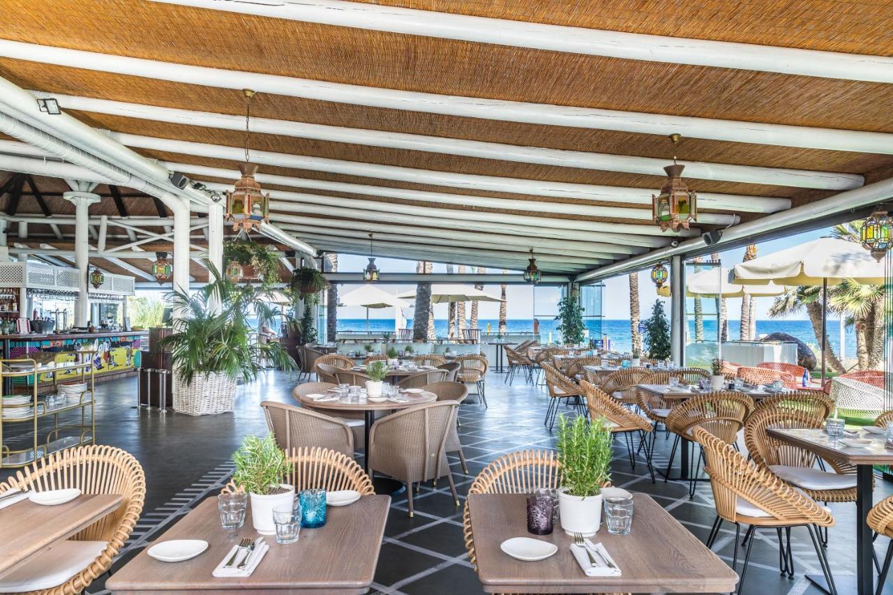 Bahia Beach Apartments 에스테포나 외부 사진