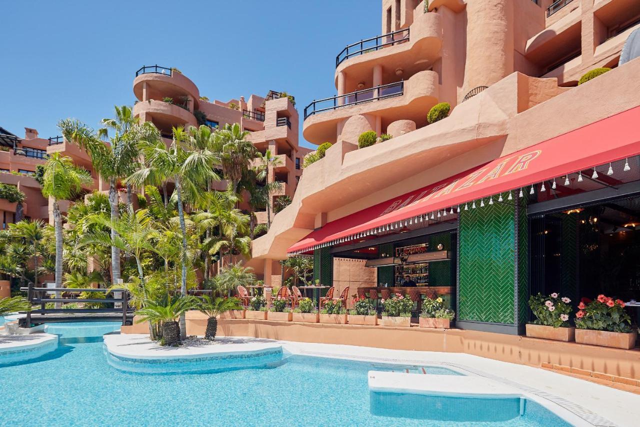 Bahia Beach Apartments 에스테포나 외부 사진
